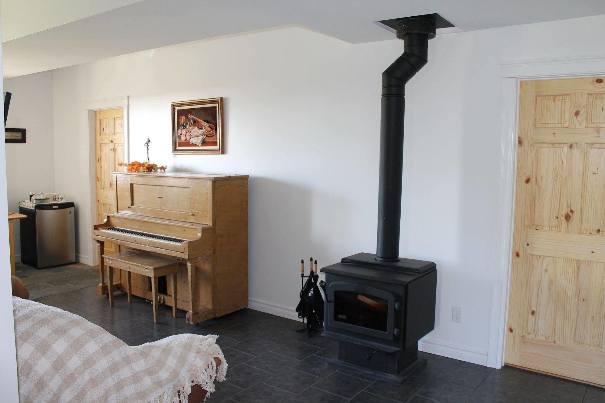The Fiddle And The Sea Bed And Breakfast Port Hood Extérieur photo