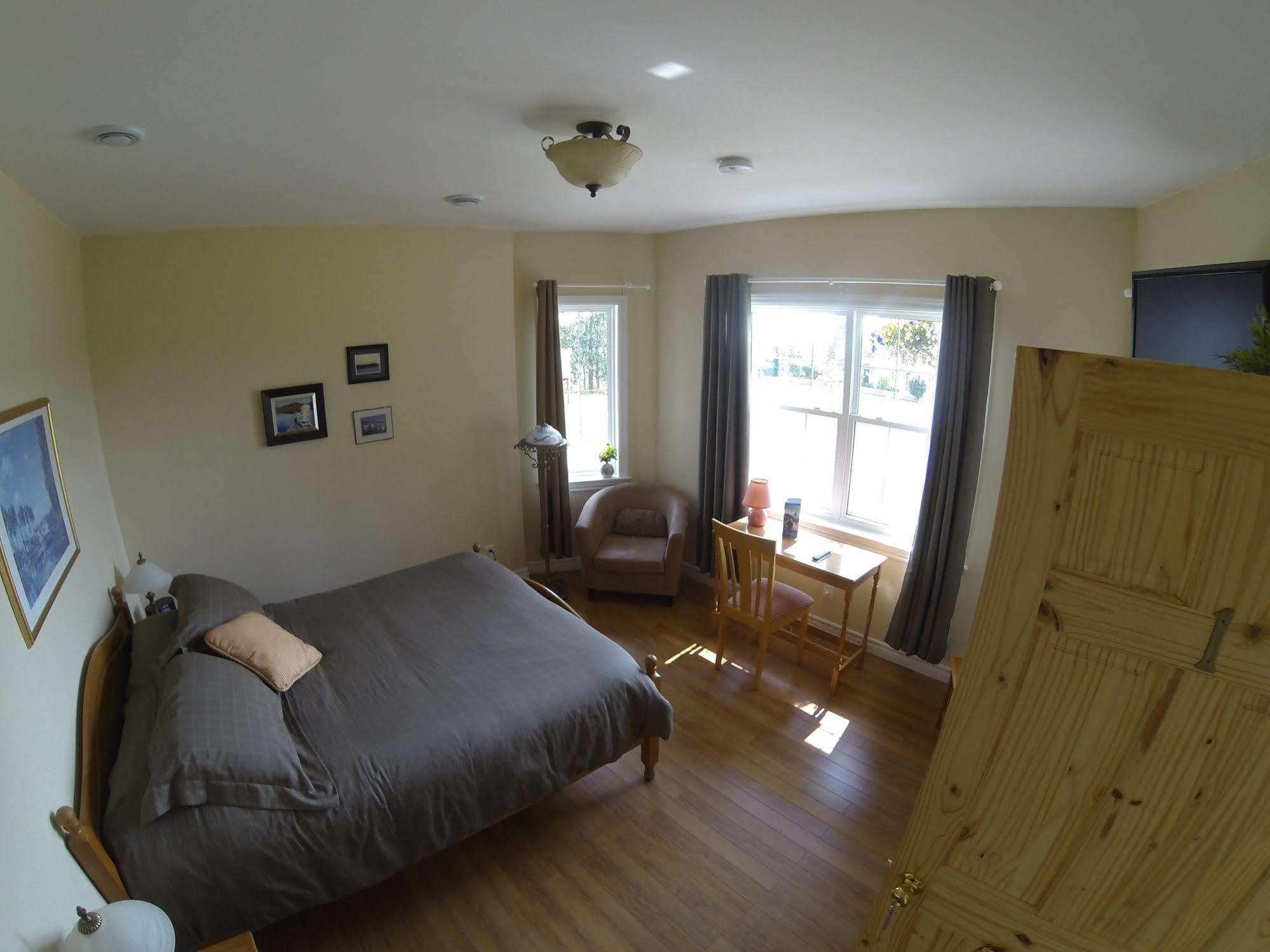 The Fiddle And The Sea Bed And Breakfast Port Hood Extérieur photo